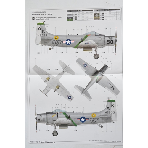 1446 - Complete and unstarted Trumpeter 02254 1/32 scale A-1J (AD7) Skyraider plastic model kit USAF/USN. A... 