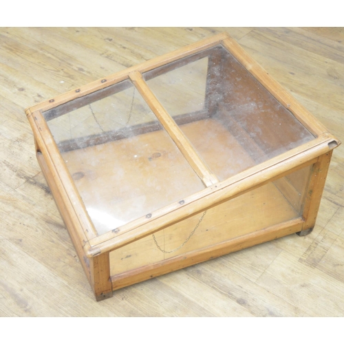 963 - Pine table top display cabinet with hinged slope top, W63cm D66cm H35cm (Victor Brox collection)