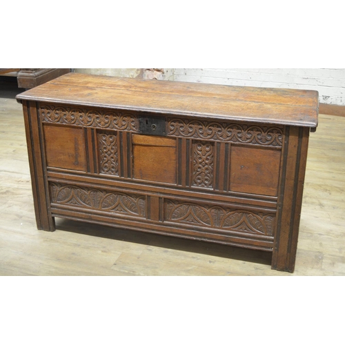 981 - 18th century oak coffer, hinged lid with incised line detail, panel front carved with lunettes, stra... 