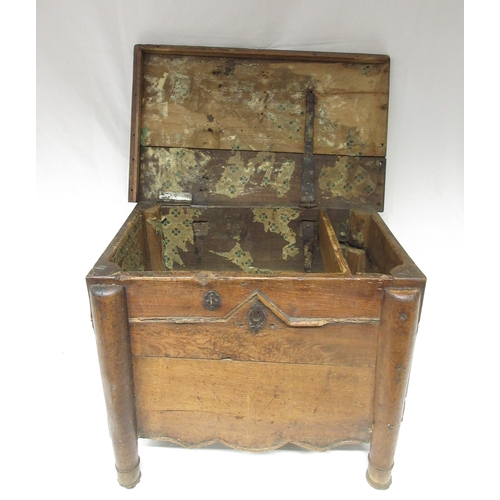 991 - Small French oak and elm box, hinged top above moulded front with shaped frieze, turned supports, W6... 