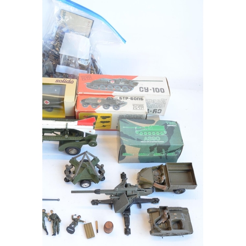 30 - Collection of modern and vintage mostly diecast military vehicle models to include vintage Britain's... 