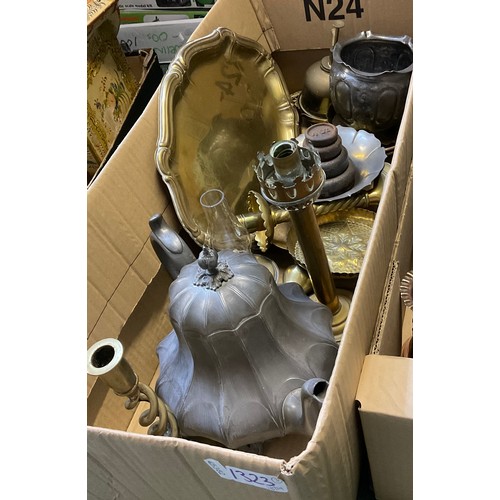 1323 - Various metalware, incl. a large pewter teapot, copper jugs, copper vases, cutlery, etc. (3 boxes)