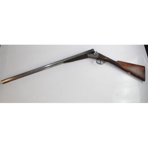 449 - W. Richards 12 bore double barrel Shotgun. (out of proof) 28ins barrel, 14ins length of pull. Serial... 