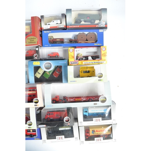 67 - Collection of 1/76 scale (OO gauge) diecast model vehicles and vehicle sets from EFE, Corgi, Base-To... 