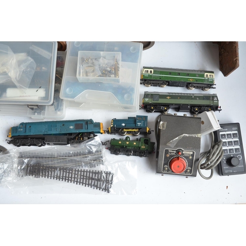 82 - Partially built G gauge steam locomotive with a box of parts, radio control transmitters, books, mag... 