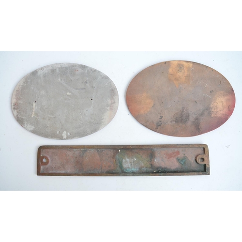 102 - Two relief cast metal loco plates to include Hunslett Engine Company Leeds No9372 (Rebuilt 2009) and... 