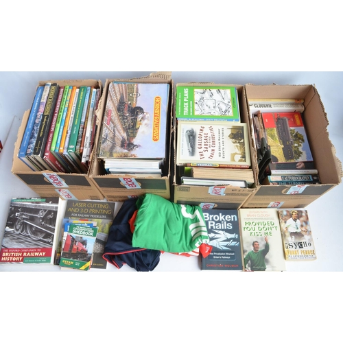 114 - Large collection of railway related books, brochures and magazines including Hornby catalogues. Also... 