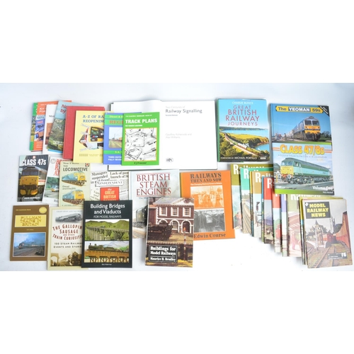 114 - Large collection of railway related books, brochures and magazines including Hornby catalogues. Also... 