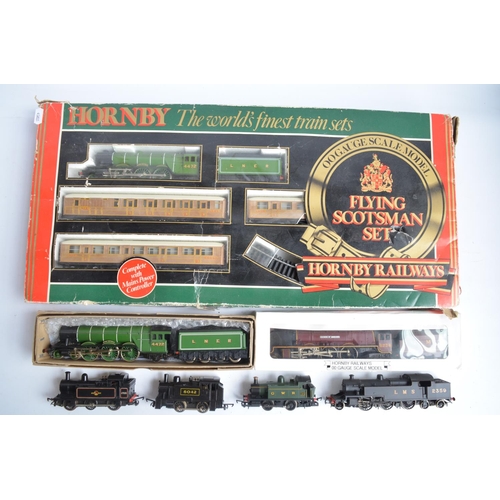 88 - Collection of OO gauge electric train models from Hornby to include R548 Flying Scotsman boxed set (... 