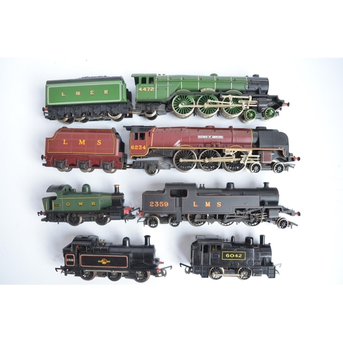 88 - Collection of OO gauge electric train models from Hornby to include R548 Flying Scotsman boxed set (... 