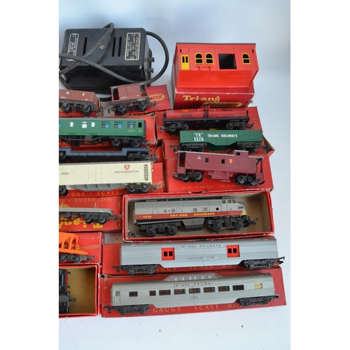 97 - Collection of vintage OO/HO gauge railway models from Triang to include wagons, locos, scenic access... 