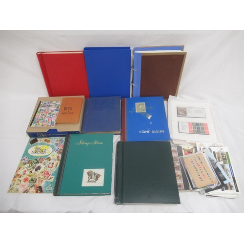 179 - Windsor Album Great Britain Volume 13th Edition partially filled cont. 34 red penny's, blue folder c... 