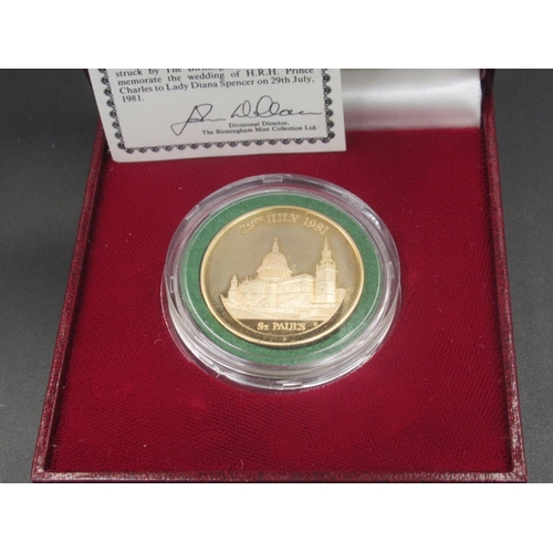 138 - The Birmingham Mint - 9ct gold medal to Commemorate the Wedding of H.R.H. Prince Charles to Lady Dia... 