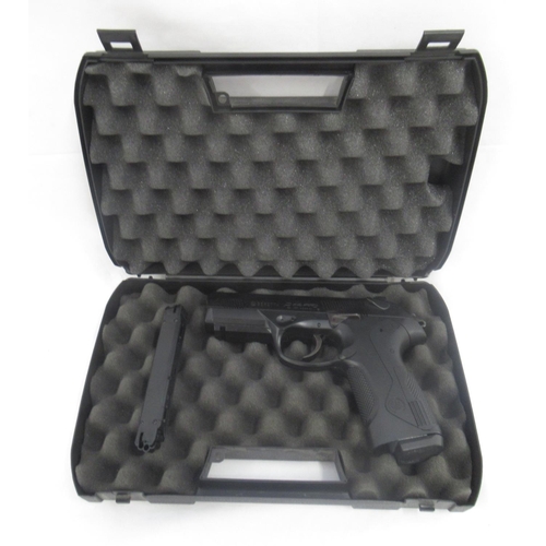 303 - Beretta PX4 Storm .177 Co2 air pistol, with magazine in Walther gun carry case