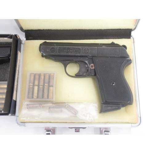 325 - 2 ME 8 Police Cal. 8mm K blank firing pistols, with 7 rnd cap. magazines, with 15 blank cartridges (... 