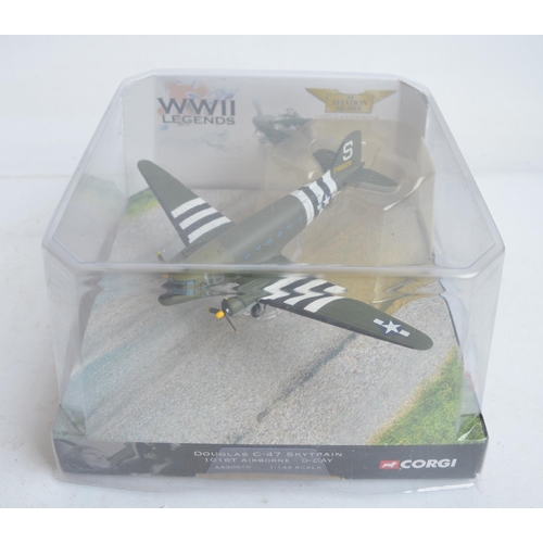 126 - Collection of 1/144 scale diecast WWII era allied model aircraft from Corgi Aviation archive to incl... 