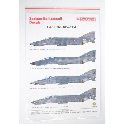 128 - WITHDRAWN Unbuilt 1/32 scale Tamiya 60310 McDonnell Douglas F-4E Phantom II (early version) with Wol... 