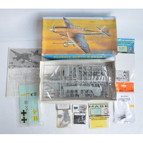 130 - Collection of WWII Luftwaffe themed plastic aircraft model kits to include 1/4 scale 14001 and 14002... 