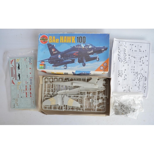 133 - Collection of 1/48 scale plastic model kits and accessories (most kits unboxed but all complete) to ... 