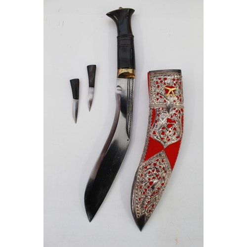 254 - Presentation Kukri. This is a stunning example of a Kukri awarded to an officer for long service in ... 