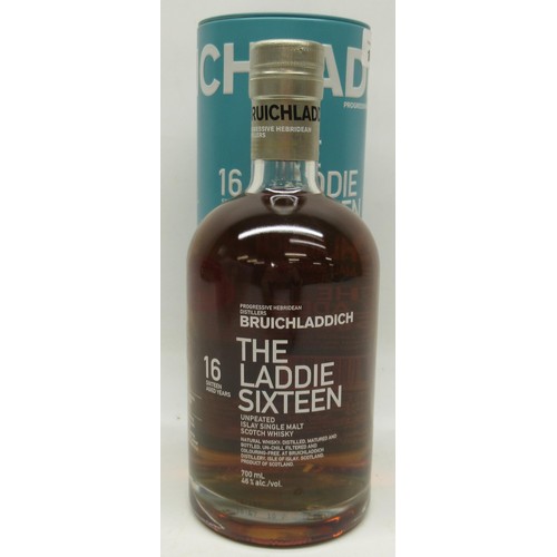 410 - Bruichladdich Distillery progressive Hebridean Distillers, The The Laddie Sixteen - The Classic Sixt... 