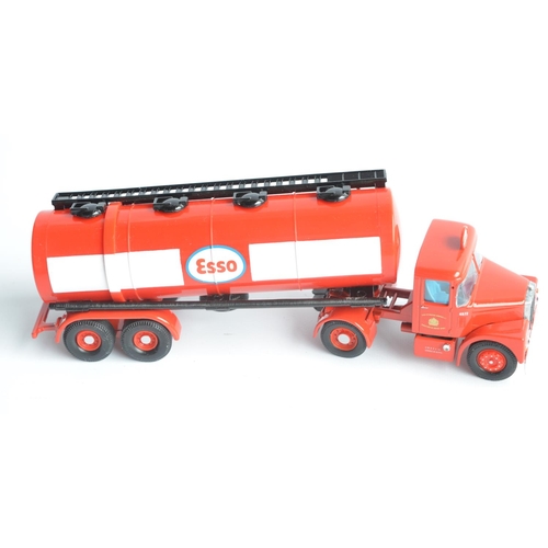 311 - Seven boxed 1/50 scale diecast tanker truck models from Corgi to include 27301 Bulwark Atkinson cyli... 