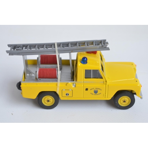 320 - Ten boxed limited edition 1/43 and 1/50 scale diecast British Police and Fire Rescue vehicles and ve... 