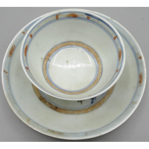 1001 - Nanking cargo porcelain tea bowl and saucer, with tree and floral decoration, cup D7.5cm