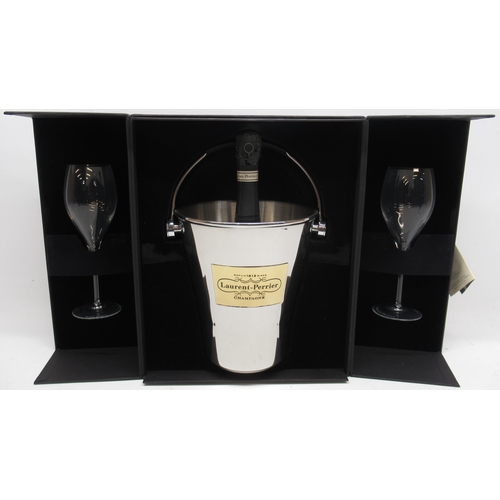 1042 - Vanessa Feltz collection - Laurent-Perrier Grand Siècle Champagne gift set with two glasses, branded... 