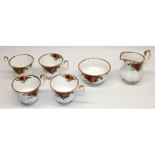 102 - Collection of Royal Albert Old Country Roses teaware, incl. teapot, H19cm, 22x D20.5cm plates, 10x D... 