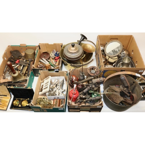 109 - Various metalware incl. two large brass jam pans, sheep shears, horse brasses, cutlery, and a collec... 