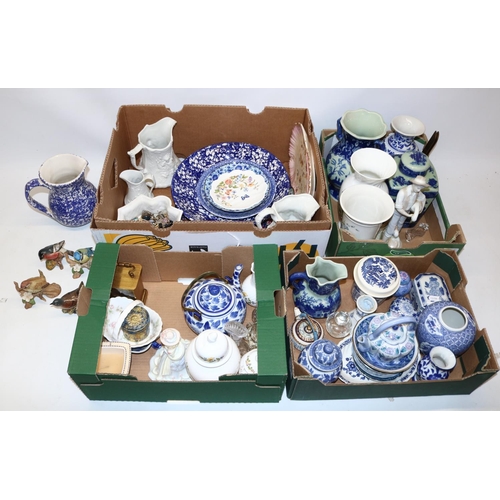 1300 - Collection of decorative ceramics, incl. Aynsley Cottage Garden, blue and white, two Beswick birds, ... 