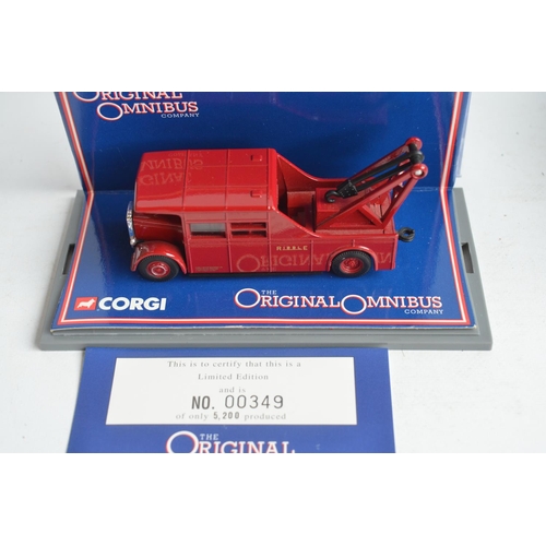 1110 - Collection of 1/76 scale diecast bus models and model sets (including limited editions) to include 1... 