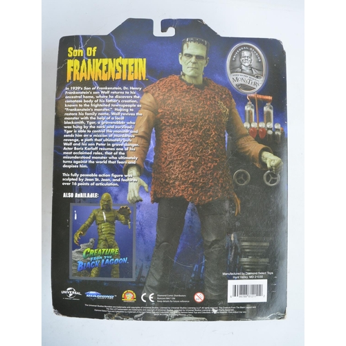 1113 - WITHDRAWN Three Frankenstein related action figure models, all in mint condition inside at least goo... 