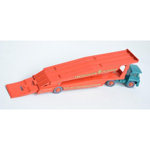 332 - Vintage boxed Matchbox diecast M-8 Major Pack Car Transporter. Model in superb condition with a few ... 