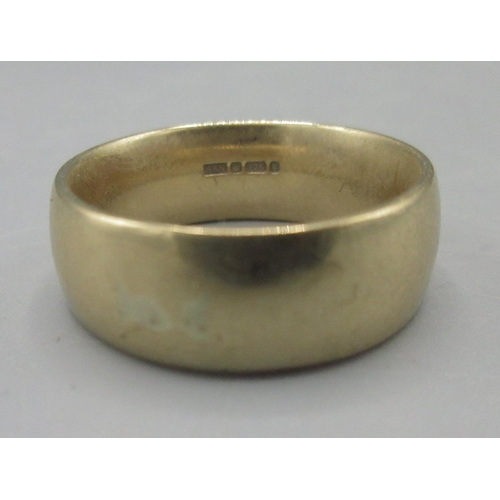 172 - 9ct yellow gold wedding band, stamped 375, size T1/2, 9.7g