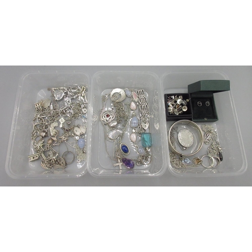 188 - Collection oh hallmarked Sterling silver jewellery including bracelets, rings, necklaces, earrings e... 