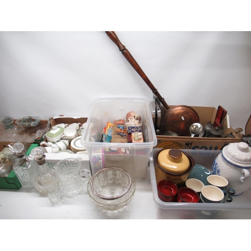 1025 - Collection of glassware incl. decanters and bowls, mixed metalware incl silver plate trays, canteen ... 