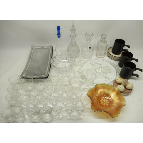 1050 - Vanessa Feltz collection - Collection of glassware incl, Dugan cosmos variant marigold carnival glas... 