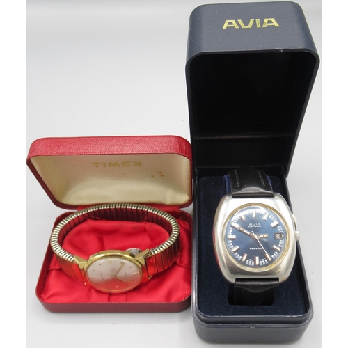 574 - Avia Swissonic electronic stainless steel wristwatch with date, signed blue fume dial, applied baton... 