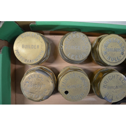 283 - Eight vintage brass carriage wheel nuts to include Allen (Peterboro), W. Rainforth (Lincoln), Wright... 