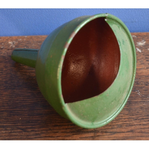 288 - Two metal oil cans from Castrol and Esso, both 1 quart and a metal funnel, no makers marks