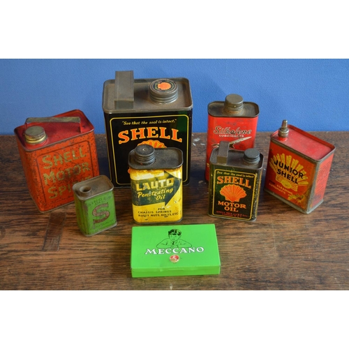 310 - Collection of small vintage oil cans to include Shell, Junior Shell, Silkolene, Singer and Lauto. Al...