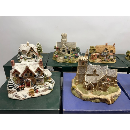 1080 - Collection of Lilliput lane models incl, Sweets & Treats L2315, The Star Inn L2319, Old Scrumpy Farm... 