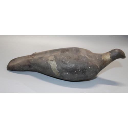 339 - C1920s hand carved wood pigeon decoy (Beak missing) 33cm long