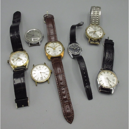 529 - Caravelle chrome automatic wristwatch with date, signed silvered sunburst dial, applied baton hour i... 