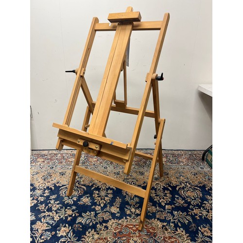 1266 - Windsor & Newton Hamilton artist's floor standing easel, height adjustable, max. canvas size 138cm