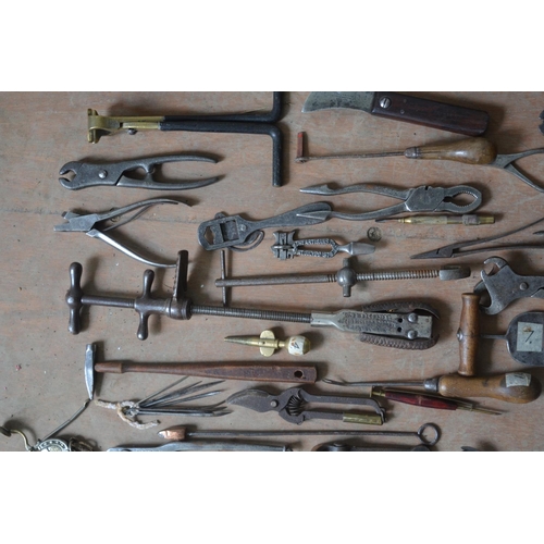 379 - Collection of vintage tools and implements including to include farming and workshop related example... 