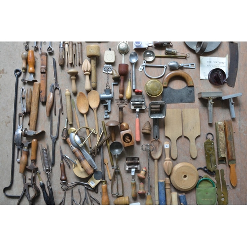 382 - Extensive collection of vintage tools, kitchen implements, leather working tools etc. Qty