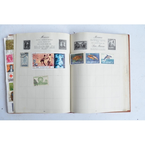 390C - Collection of stamps and picture card books (mostly filled) including Park Drive, John Player and Br... 